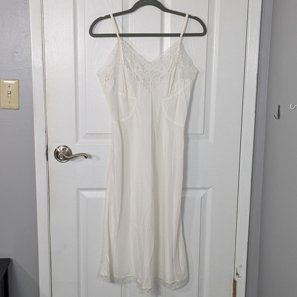 Vintage 50s Barbizon Crepe Remarque Lace Trim White Slip Dress Size 14 Miss - Picture 1 of 8
